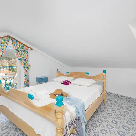 Villa Blue Island